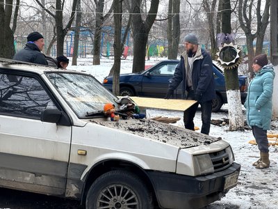 "Схопила дітей і побігла в коридор". РФ у ніч проти 24 лютого атакувала "Геранями" житлові будинки у Краматорську "Схопила дітей і побігла в коридор". РФ у ніч проти 24 лютого атакувала "Геранями" житлові будинки у Краматорську