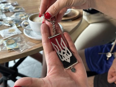 Патріотичні брелоки для поранених військових виготовив ужгородець Михайло Йолич Патріотичні брелоки для поранених військових виготовив ужгородець Михайло Йолич