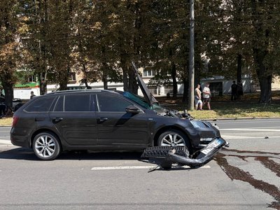 Внаслідок ДТП у Рівному травмувалися двоє водіїв: одного з них оперують Внаслідок ДТП у Рівному травмувалися двоє водіїв: одного з них оперують