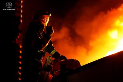 На Черкащині пошкоджений об'єкт критичної інфраструктури: що відомо про дронову атаку На Черкащині пошкоджений об'єкт критичної інфраструктури: що відомо про дронову атаку