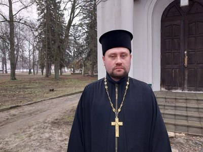 "Хочу до Бога звертатися українською": як живе Тростянецька церковна громада ПЦУ на Сумщині "Хочу до Бога звертатися українською": як живе Тростянецька церковна громада ПЦУ на Сумщині