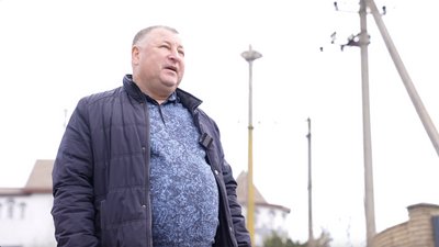 "Зійшлася вся вулиця": у селі на Черкащині врятували лелече гніздо "Зійшлася вся вулиця": у селі на Черкащині врятували лелече гніздо