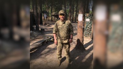 Дерево надії у Чернігові: відкрили символ, присвячений полоненим і зниклим безвісти