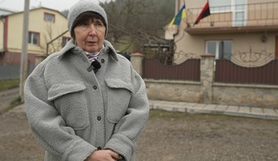 Тернопіль, класна керівниця Галина Качмарик, похорон Мирослава Копча, 29 листопада 2025 Тернопіль, класна керівниця Галина Качмарик, похорон Мирослава Копча, 29 листопада 2025
