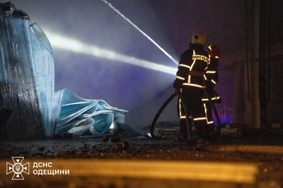 Масована повітряна атака на Одещину: пошкоджені будівлі та об’єкти енергетики, є постраждалі