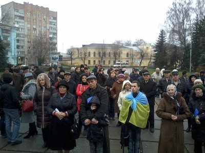 Погрожували і бойкотували, щоб не брала участі в Майдані – учасниця Майдану з Житомира Тетяна Хмель Погрожували і бойкотували, щоб не брала участі в Майдані – учасниця Майдану з Житомира Тетяна Хмель