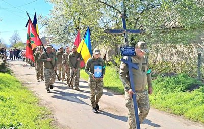 «Він всіх захистив собою»: історія загиблого прикордонника Руслана Арабаджи «Він всіх захистив собою»: історія загиблого прикордонника Руслана Арабаджи
