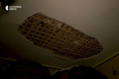 "Вискочили за хвилину": жителі зруйнованого будинку в Одесі про атаку РФ 27 січня "Вискочили за хвилину": жителі зруйнованого будинку в Одесі про атаку РФ 27 січня