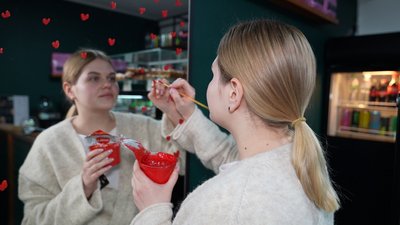 Кохання під час війни. Як херсонці відзначали День Святого Валентина
