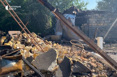 Одесу другу ніч поспіль атакують дрони: фото наслідків і розповіді очевидців Одесу другу ніч поспіль атакують дрони: фото наслідків і розповіді очевидців