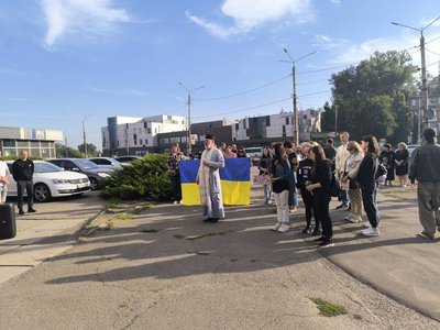 У Кривому Розі у день жалоби пройшла хвилина мовчання У Кривому Розі у день жалоби пройшла хвилина мовчання