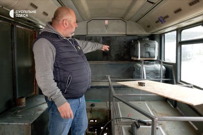 "Відправлять на прифронтові регіони": одеські волонтери виготовляють "Пункт незламності" на колесах "Відправлять на прифронтові регіони": одеські волонтери виготовляють "Пункт незламності" на колесах
