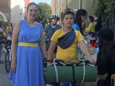 Жителька Івано-Франківська Лілія Васильєва розповідає про участь у 11 велопараді дівчат Жителька Івано-Франківська Лілія Васильєва розповідає про участь у 11 велопараді дівчат