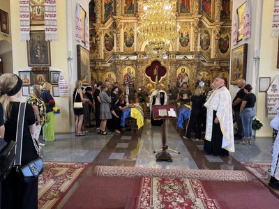 У Полтаві попрощаються із воїнами Максимом Бакшанським та Володимиром Дейнекою У Полтаві попрощаються із воїнами Максимом Бакшанським та Володимиром Дейнекою