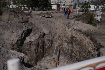 Частина Дніпра та області лишилися без води через аварію на водогоні: що кажуть місцеві та відповідальні служби Частина Дніпра та області лишилися без води через аварію на водогоні: що кажуть місцеві та відповідальні служби
