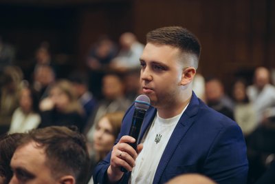 Колишній заступник начальника Ізюмської МВА Максим Стрельник Колишній заступник начальника Ізюмської МВА Максим Стрельник