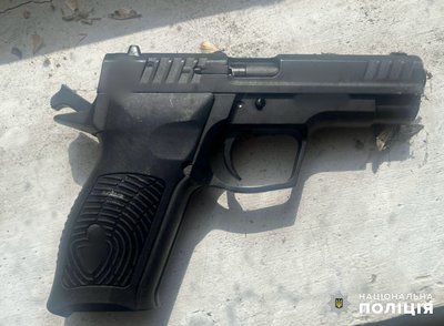 Стріляв у таксиста: в Одесі затримали чоловіка Стріляв у таксиста: в Одесі затримали чоловіка