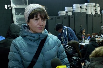 "Заморожена їжа пішла в сміття": як справляються жителі Одеси без світла "Заморожена їжа пішла в сміття": як справляються жителі Одеси без світла