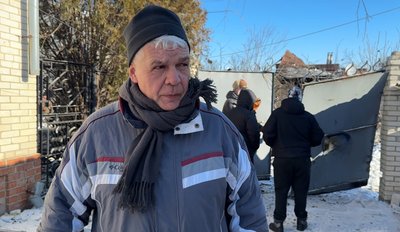 “Бабуся сиділа вся в крові”: армія РФ вдарила КАБом по приватному сектору “Бабуся сиділа вся в крові”: армія РФ вдарила КАБом по приватному сектору