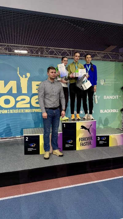 Спортсмени Сумщини здобули чотири медалі в перший день чемпіонату України з легкої атлетики Спортсмени Сумщини здобули чотири медалі в перший день чемпіонату України з легкої атлетики