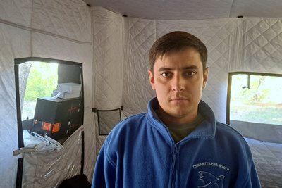 Транзитний центр для евакуйованих з Донецької області евакопотяг консультант з соціальних питань Гуманітарної місії "Проліска" Тимур Атрощенко Павлоград Дніпропетровська область 3 жовтня 2024 рік Транзитний центр для евакуйованих з Донецької області евакопотяг консультант з соціальних питань Гуманітарної місії "Проліска" Тимур Атрощенко Павлоград Дніпропетровська область 3 жовтня 2024 рік