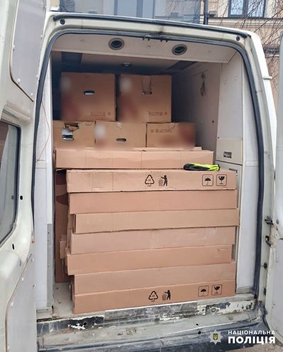 В Одесі охоронця багатоповерхівки підозрюють у крадіжці 26 котлів В Одесі охоронця багатоповерхівки підозрюють у крадіжці 26 котлів
