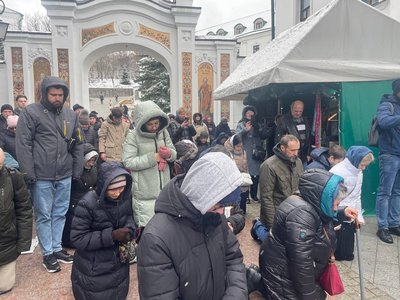 Останній молебень УПЦ МП у Лаврі Останній молебень УПЦ МП у Лаврі