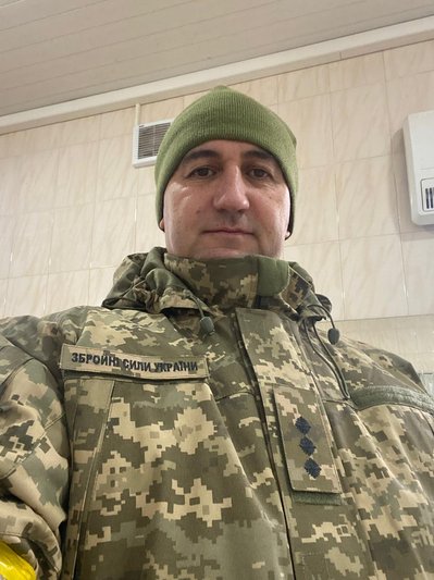 "Склом посікло ноги". Ветеран ЗСУ про удар по полігону та повернення до викладацької роботи "Склом посікло ноги". Ветеран ЗСУ про удар по полігону та повернення до викладацької роботи
