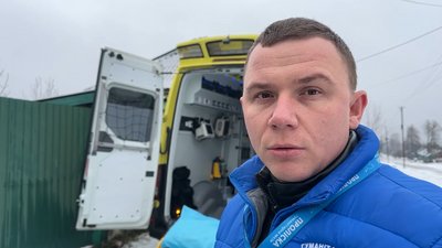 Як евакуйовують маломобільних людей з Семенівки, що на Чернігівщині Як евакуйовують маломобільних людей з Семенівки, що на Чернігівщині
