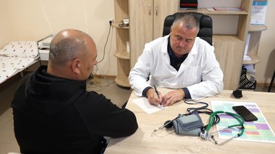 Юрій Пасічник на прийомі пацієнтів