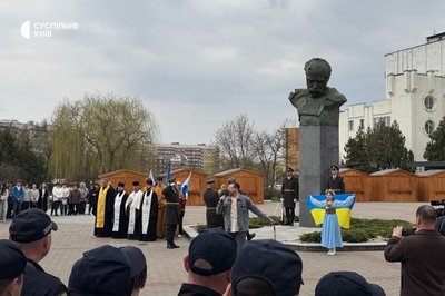 Четверта річниця визволення Бородянки: у селищі вшанували пам'ять жертв російської окупації Четверта річниця визволення Бородянки: у селищі вшанували пам'ять жертв російської окупації