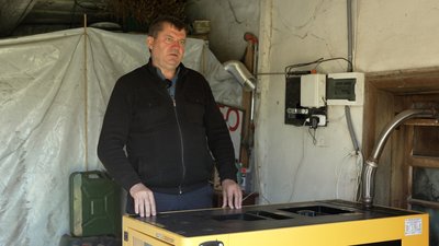 Скинулися селом на генератор: у Іржавці на Чернігівщині після відключення електроенергії завжди є водопостачання Скинулися селом на генератор: у Іржавці на Чернігівщині після відключення електроенергії завжди є водопостачання