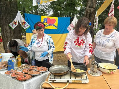 У Коростені відбувся 16-й благодійний Фестиваль дерунів У Коростені відбувся 16-й благодійний Фестиваль дерунів