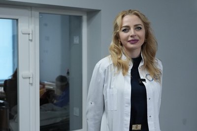 Видалили пухлини з мозку: у Дніпрі провели унікальну операцію пацієнтці у свідомості Видалили пухлини з мозку: у Дніпрі провели унікальну операцію пацієнтці у свідомості