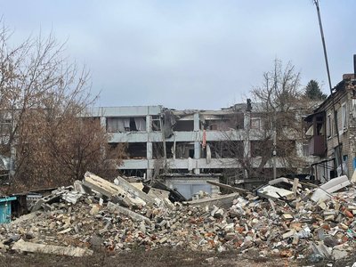 Вчитель історії очолив ліцей у Великому Бурлуку під час окупації: як на суді пояснив своє рішення Вчитель історії очолив ліцей у Великому Бурлуку під час окупації: як на суді пояснив своє рішення