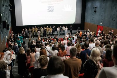 На Docudays UA пройшла прем’єра нового фільму Мстислава Чернова "2000 метрів до Андріївки" На Docudays UA пройшла прем’єра нового фільму Мстислава Чернова "2000 метрів до Андріївки"