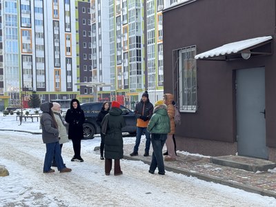Без світла, опалення та води: як у Полтаві живуть мешканці "Європейського кварталу" під час ГПВ Без світла, опалення та води: як у Полтаві живуть мешканці "Європейського кварталу" під час ГПВ