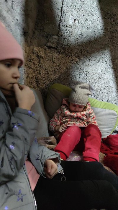 "Гріли воду під одягом": переселенка з Маріуполя розповіла що пережила під час окупації "Гріли воду під одягом": переселенка з Маріуполя розповіла що пережила під час окупації