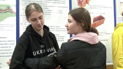 Базова загальновійськова підготовка: як навчають студентів у Рівному Базова загальновійськова підготовка: як навчають студентів у Рівному
