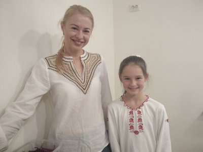 "УКРОПський борщ" – у Житомирі родина волонтерів готує сухі борщі для українських військових "УКРОПський борщ" – у Житомирі родина волонтерів готує сухі борщі для українських військових