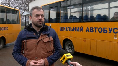 17 нових шкільних автобусів передали громадам Чернігівщини 17 нових шкільних автобусів передали громадам Чернігівщини