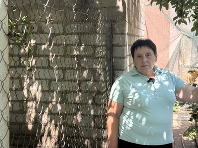 “У нас нічого немає”. Як понад місяць без світла живуть жителі Малотаранівки на Донеччині “У нас нічого немає”. Як понад місяць без світла живуть жителі Малотаранівки на Донеччині