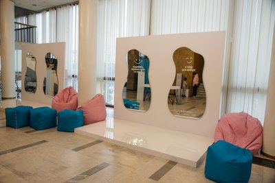 "Моменти стійкості щодень". У Дніпрі презентували виставку для підтримки ментального здоров'я "Моменти стійкості щодень". У Дніпрі презентували виставку для підтримки ментального здоров'я