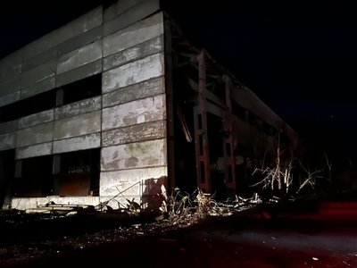 Військові РФ уразили промисловий об'єкт в Одесі: одна людина загинула, двоє травмовані Військові РФ уразили промисловий об'єкт в Одесі: одна людина загинула, двоє травмовані