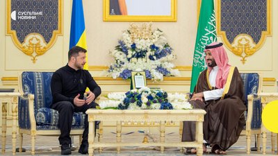 Зеленський провів зустріч із принцом Саудівської Аравії у Джидді Зеленський провів зустріч із принцом Саудівської Аравії у Джидді