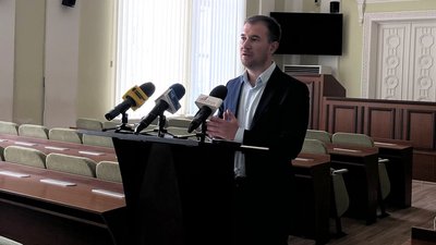 Ломако назвав причини відсутності кворуму у Чернігівській міськраді Ломако назвав причини відсутності кворуму у Чернігівській міськраді