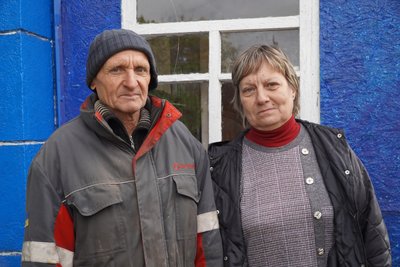 "Живемо у темряві, питної води немає, над головою — дрони". У частині прифронтового села Веселе залишилося вісім людей "Живемо у темряві, питної води немає, над головою — дрони". У частині прифронтового села Веселе залишилося вісім людей