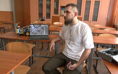 Керівник секції "робототехніка" Волинської МАН Андрій Роговський Керівник секції "робототехніка" Волинської МАН Андрій Роговський