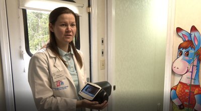 Наталія Михалик, Клініка на колесах, обстеження зору, Тернопіль Наталія Михалик, Клініка на колесах, обстеження зору, Тернопіль