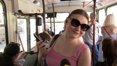 Карткою, телефоном або QR-квитком: як реагують пасажири на зміну системи оплати проїзду у Рівному Карткою, телефоном або QR-квитком: як реагують пасажири на зміну системи оплати проїзду у Рівному